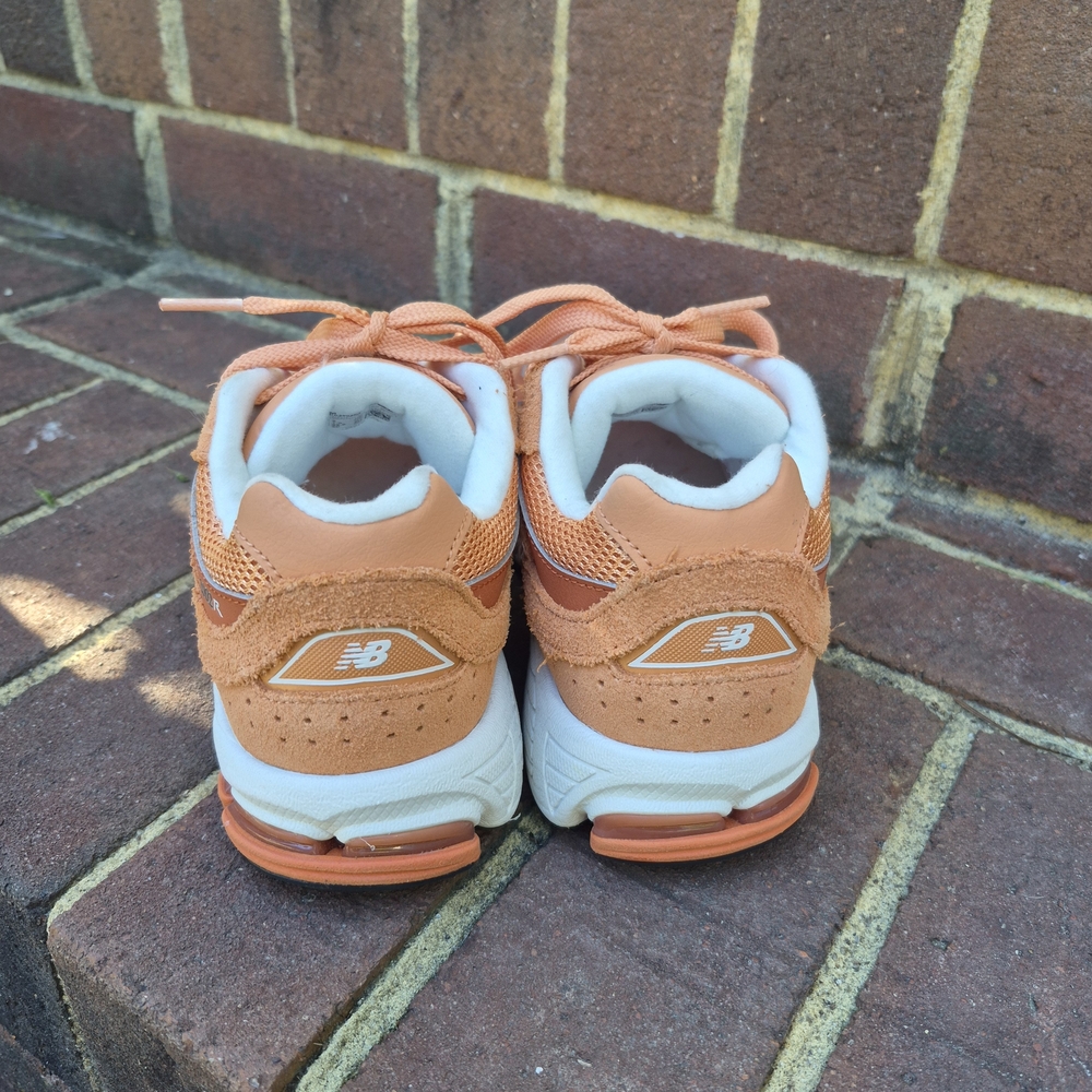 New Balance 2002 R Rust Copper - Picture 5 of 6
